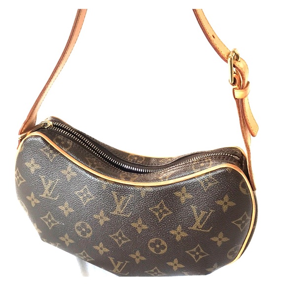 louis vuitton croissant bag